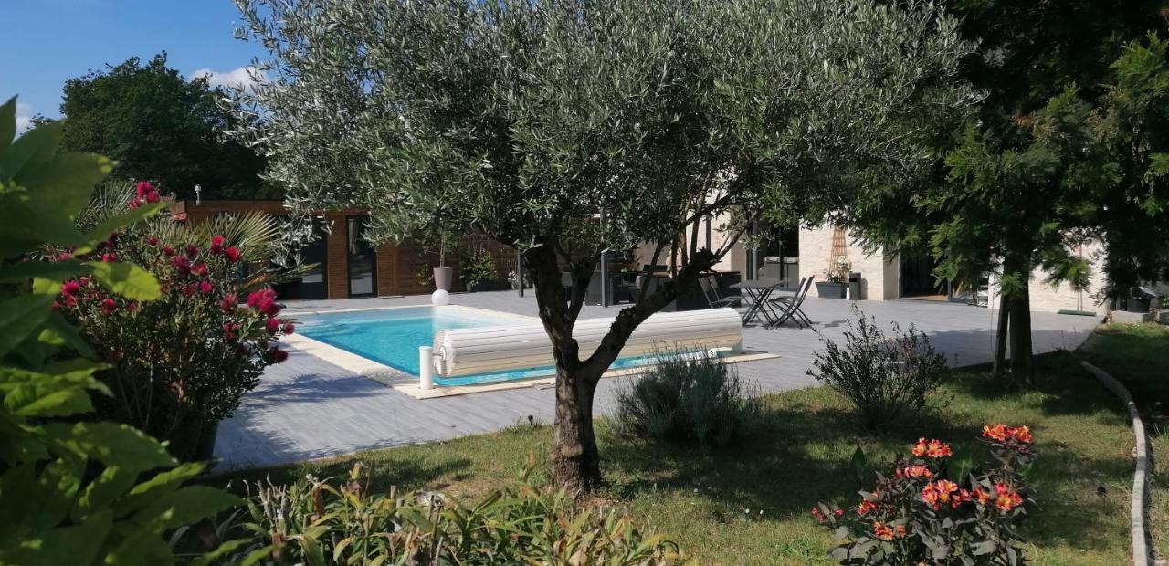 La Resiniere Bed & Breakfast Salles  Exterior photo